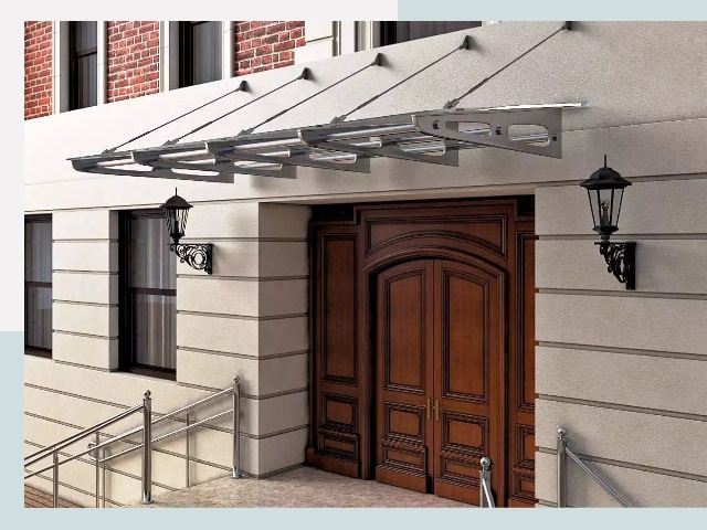 Металлические козырьки от 618 руб. в Каменске-Шахтинском